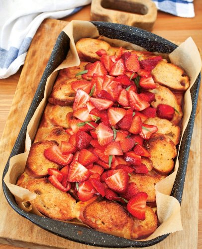 Easy & Delicious Baked French Toast Recipe Makes Weekend Brunch a Breeze