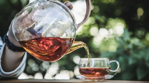 This Cocoa-Infused Tea Can Help Boost Brain Health, Ward Off Fatty Liver Disease, and Fight Inflammation