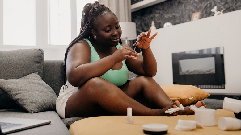 The Perfect Pedicure Colors For You Depending On Your Zodiac Sign