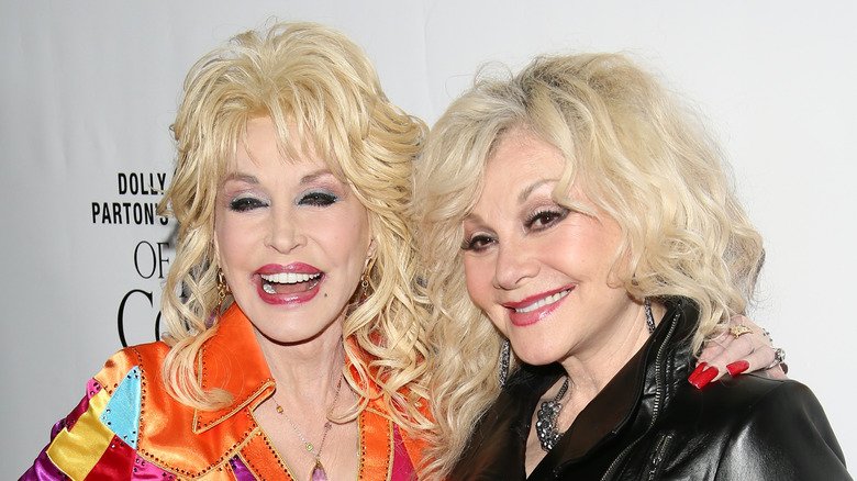 At 77 Years Old, Dolly Parton's Sister Stella Proves Timeless Beauty Runs In The Family