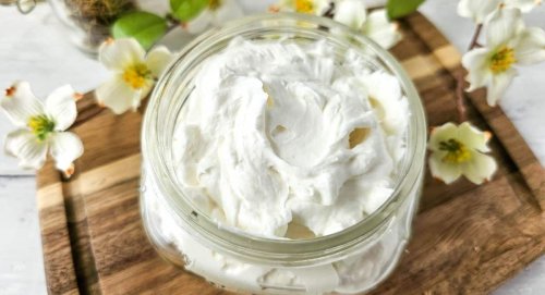 Amazing and Soothing Whipped Body Butter With Grapefruit