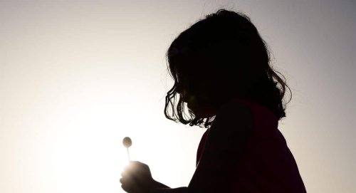 10 Hidden Signs You Were Raised by Toxic Parents