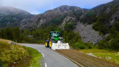 This company crushes old roads—and rebuilds them to store carbon
