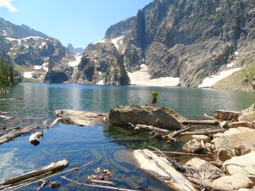 Don't Miss These Hikes to Beautiful Alpine Lakes