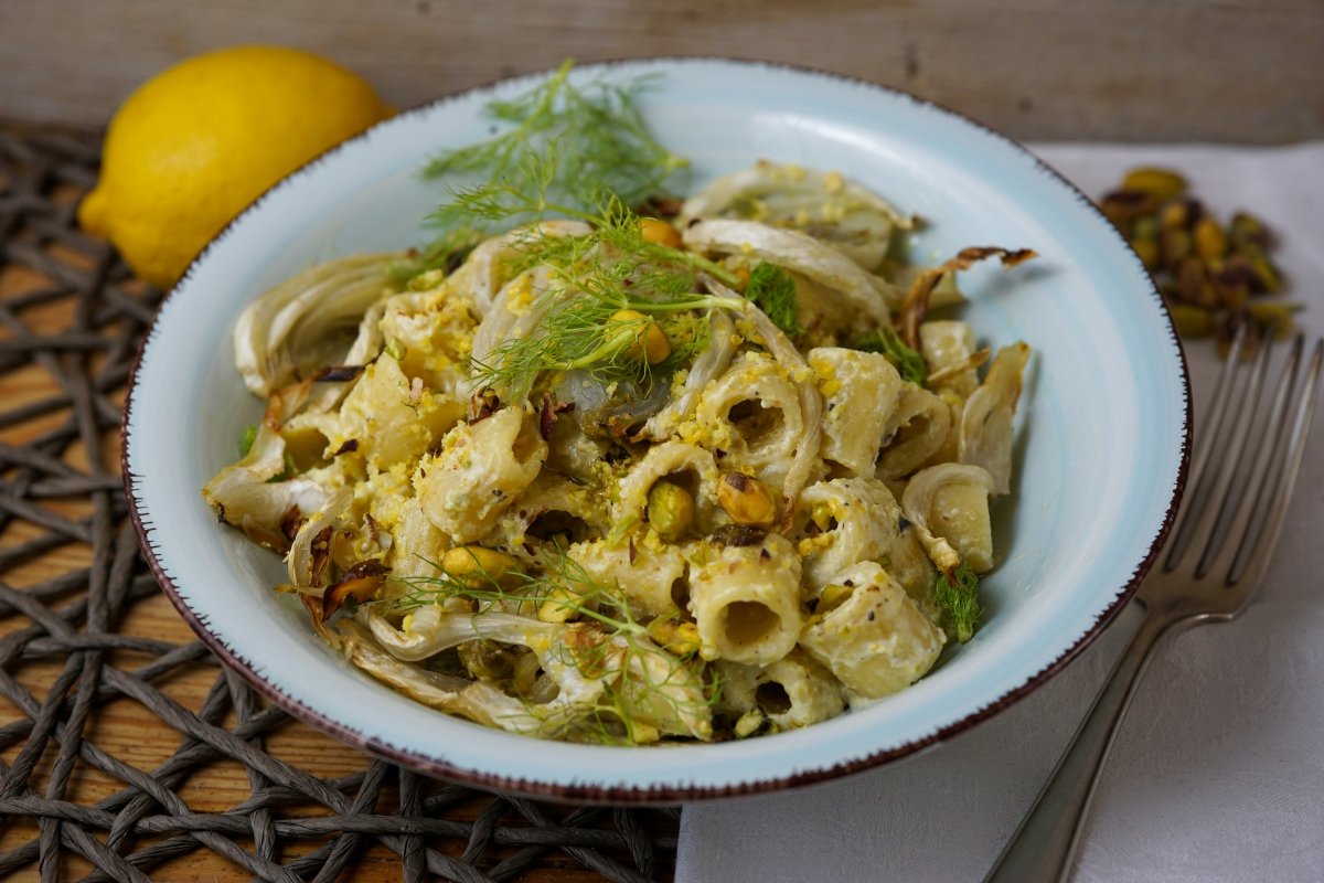 RIGATONI mit FENCHEL, ZITRONEN und PISTAZIEN – Ein sizilianisches Karussell