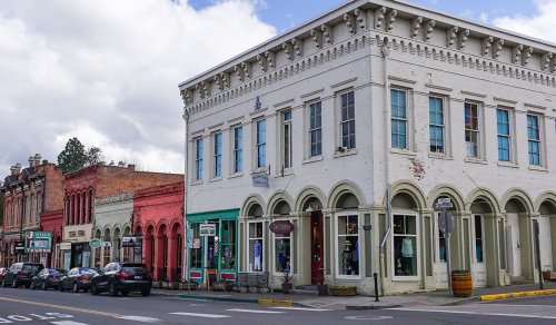 These 7 Towns in Oregon Have Beautiful Architecture