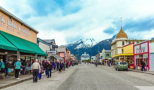 11 Off-The-Beaten-Path Towns In Alaska
