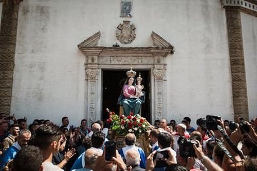 How The Calabrian Mob Is Infiltrating Religious Traditions Across Italy