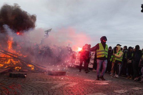 French Protests: Risk Of A "Yellow Vest" Rerun