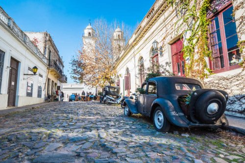 How to take a day trip from Buenos Aires to Uruguay