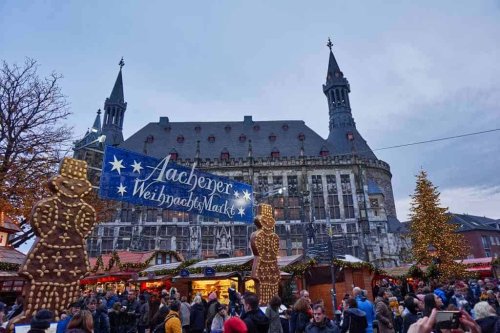 Aachener Weihnachtsmarkt 2022: Öffnungszeiten & Insider Tipps