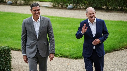 Europe’s Center-Left Can Learn a Lot From Scholz, Sanchez and Starmer