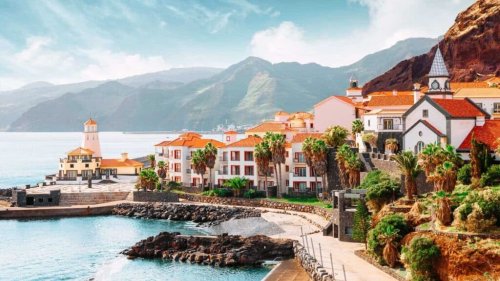 10 Best Countries To Retire According to Experts