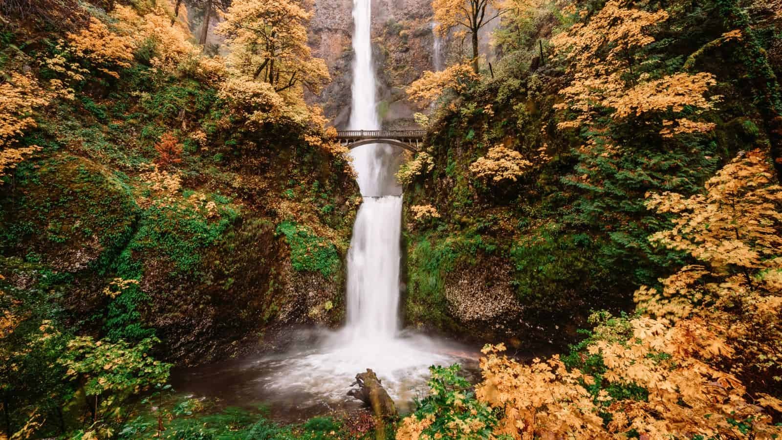 12 US Cities with the Most Colorful Autumn Scenery