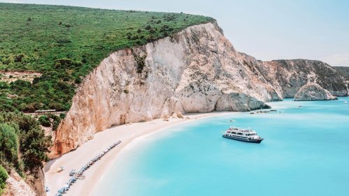 12 Must-Visit Beaches on the Greek Islands for Sun Seekers