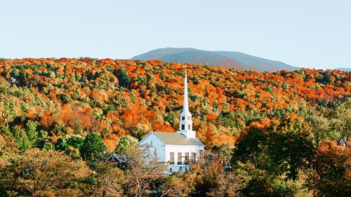 12 US Destinations To Experience the Magic of Fall Foliage