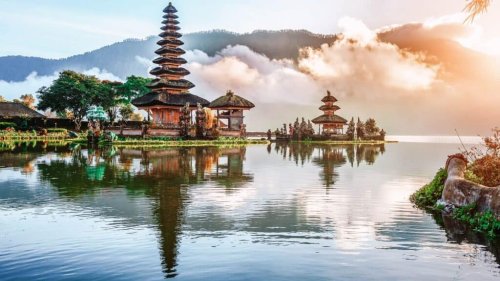 The 12 Top Travel Destinations To Visit Before You Die