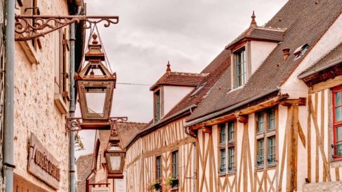 12 Must-See Medieval Towns in France, From Cobblestones to Castles