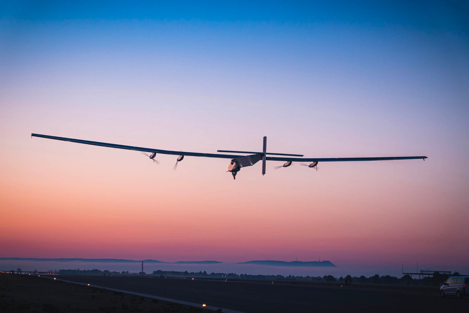 ¿Qué fue de Solar Impulse, el avión solar que podía volar durante meses?