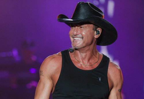 Tim McGraw Tells Fans To “Pay Attention” For Special Announcement On March 10th In Cryptic Video