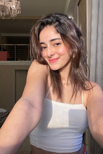 Ananya Panday Beauty Tips, The Ingredient She Uses for Glowing Skin