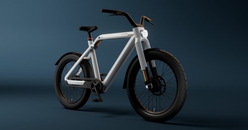 VanMoof's dual-motor 31 MPH electric bicycle has over 10,000 reservations, and it's not even legal