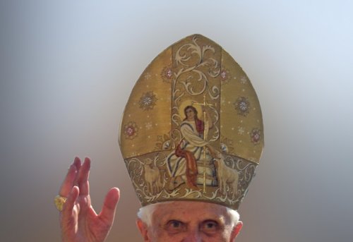 "Incriminating" Catholic Church report: Josef Ratzinger protected pedophile priests before becoming Pope Benedict