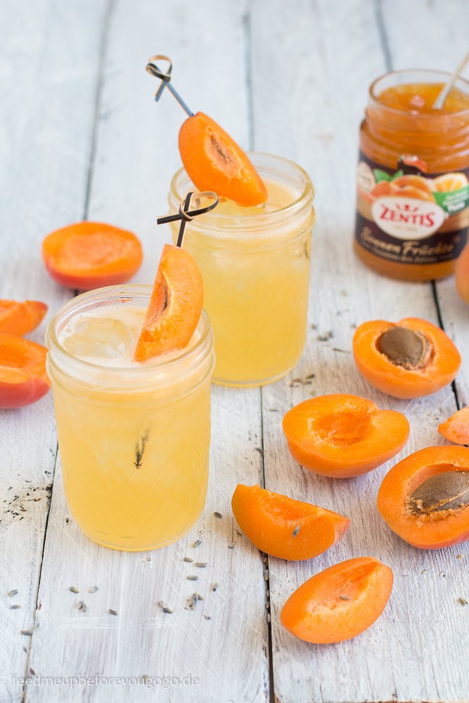 Aprikose-Mandarine-Lavendel-Mocktail