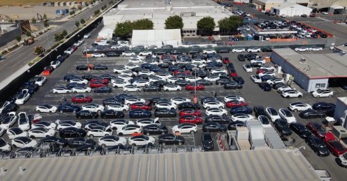 Tesla is stuck with over 10,000 cars on factory hold, resulting in a logistical nightmare - Electrek