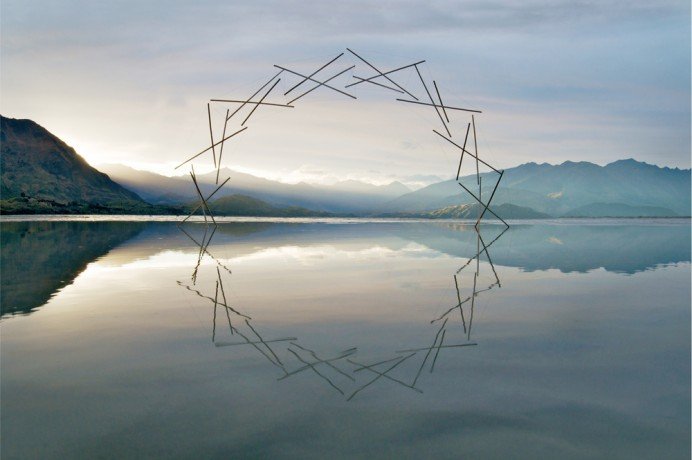 Mesmerizing Environmental Sculptures in Nature by Martin Hill