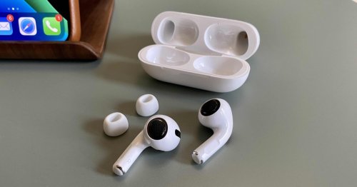 Do’s and don’ts for cleaning your dirty AirPods Pro and charging case