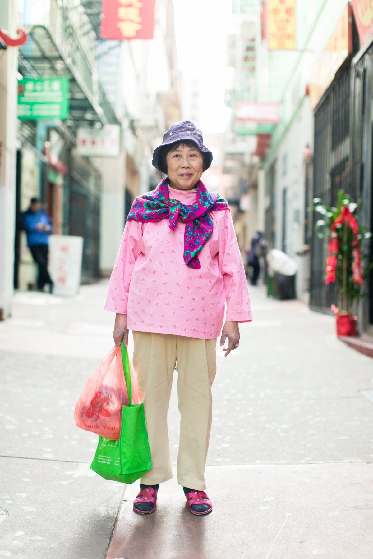 A Photo blog that documents the unexpected sartorial selections of seniors in San Francisco’s Chinatown