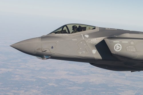 "Here's what I've learned so far dogfighting in the F-35": a JSF pilot's first-hand account
