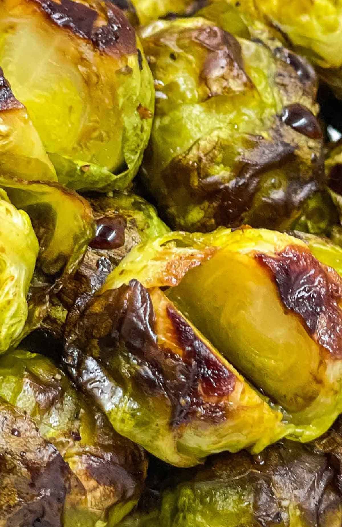 Easy Balsamic Roasted Brussels Sprouts Recipe
