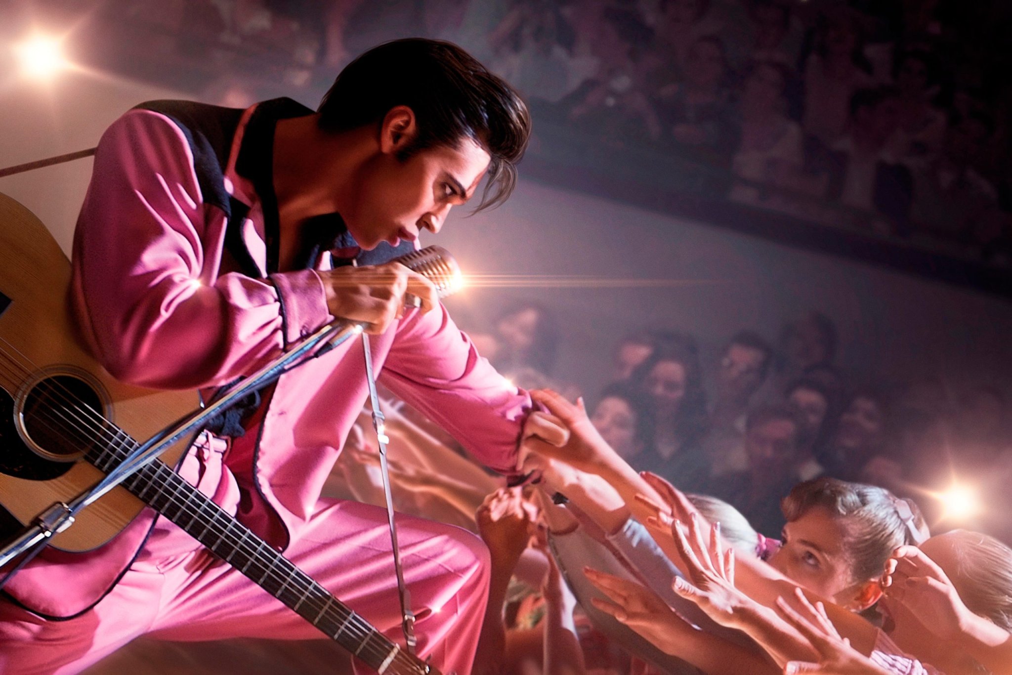'Elvis' está hecha para ser una de las películas más excesivas y controversiales del año