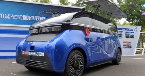 A team in China has developed the country's first pure solar-powered vehicle
