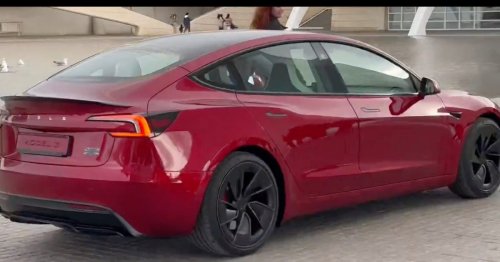 It certainly looks like Tesla is about to unveil the Model 3 Ludicrous tonight