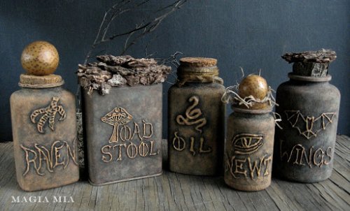 DIY Witch's Apothecary Bottles