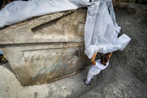 Very Well Preserved Skeleton Discovered In Pompeii - Smartencyclopedia