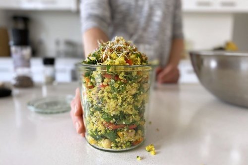 Quick Chickpea Quinoa Salad [Vegan]