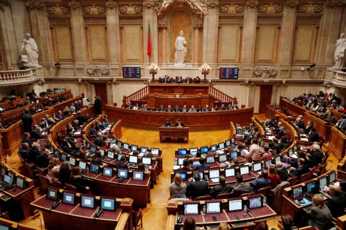 Parlamento Aprova Mudança De Tribunal Constitucional E Supremo Tribunal Administrativo Para Coimbra - Smartencyclopedia | PT