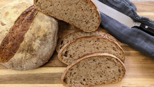 Anfängerbrot nach Marcel Paa – leckeres NoKnead Brot mit Leinsamen