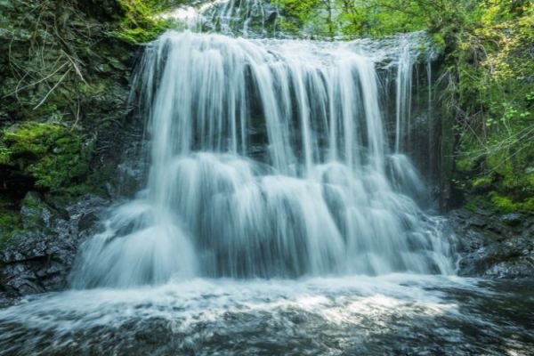 11 Most Dangerous Waterfalls in the United States