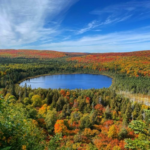 Viewing fall colors in Minnesota