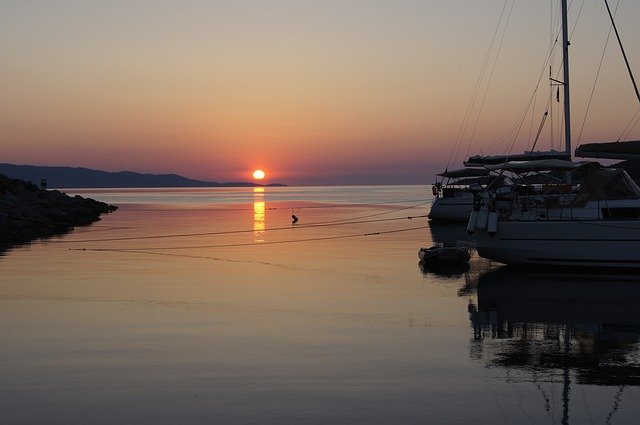 Top 5 Secret Greek Islands | LooknWalk Greece