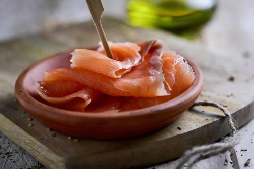 Best Wood For Smoking Salmon - 7 Woods You Need To Try