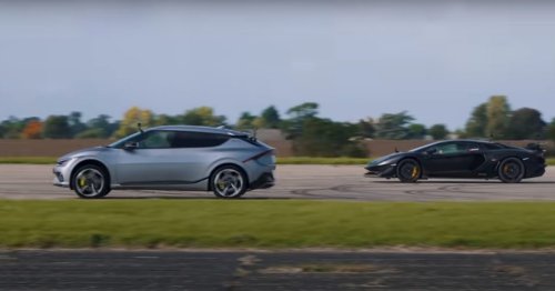 Kia EV6 GT with 585hp takes on a Lamborghini Aventador SVJ in a drag race [video]