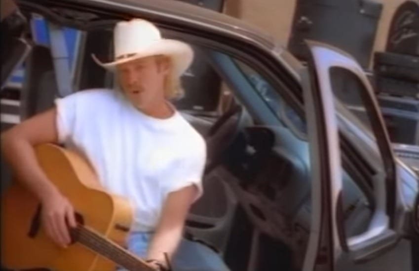 9 Country Songs From The 90’s You’ll Always Know By Heart