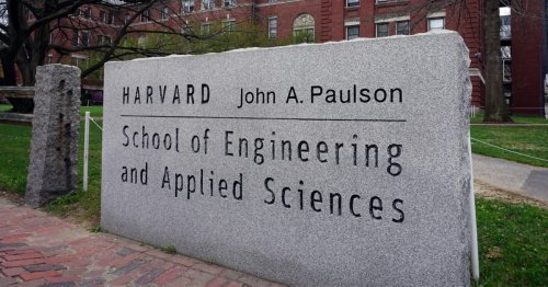 Harvard researchers develop long-lasting solid-state battery - Electrek