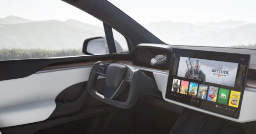 Tesla puts new Model S deliveries on hold, and it's unclear why